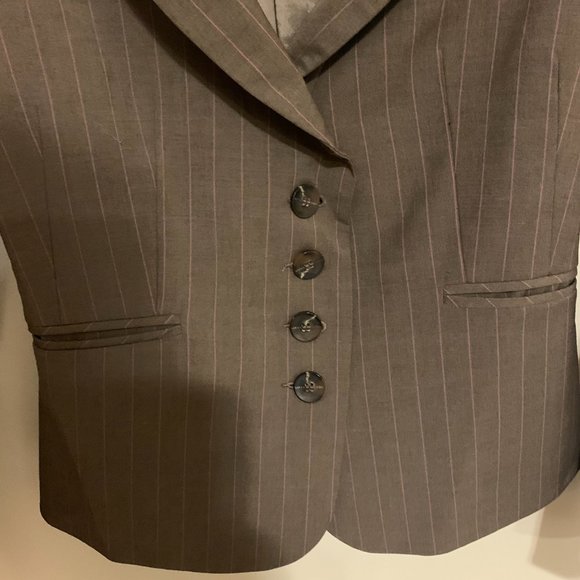 Mexx Fitted Blazer, Brown with Pink Pinstripe Size 8 (fits more like a 6) - Picture 4 of 4